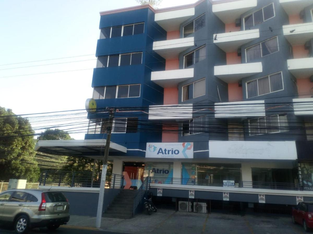 都市花园公寓式酒店 圣地亚哥洛斯卡巴 外观 照片